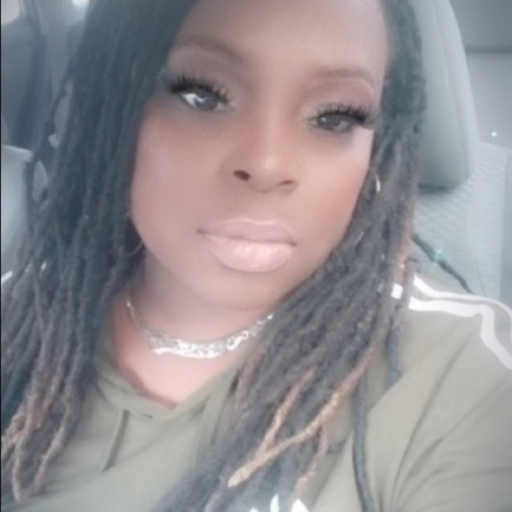 Meet your Posher, Celestine